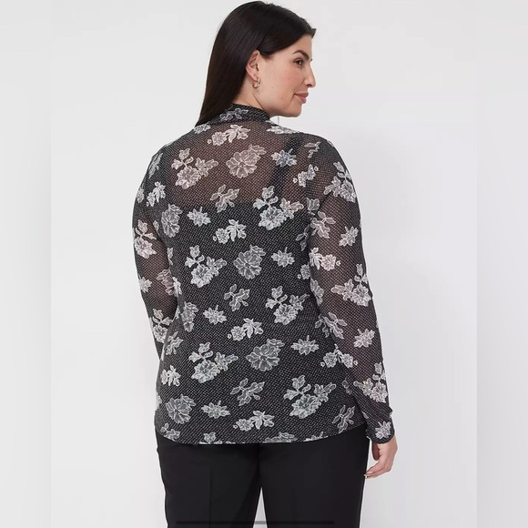 Lane Bryant Fitted Sheer Mock-Neck Mesh Floral Top Size 18/20 - Picture 5 of 11